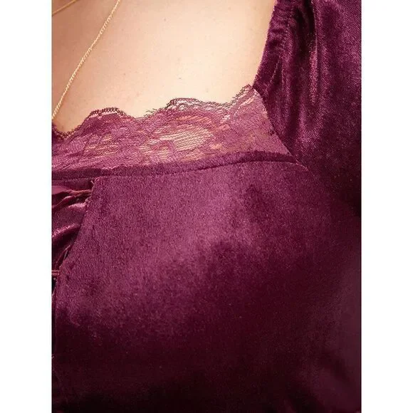 Bloomchic Halloween Velvet Bell Sleeve Dress - Picture 10 of 10